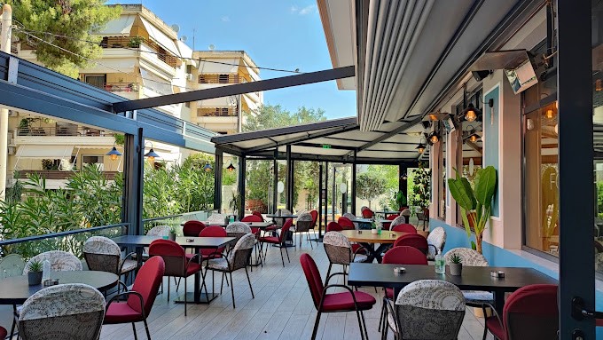 Ανασυρόμενη Πέργκολα